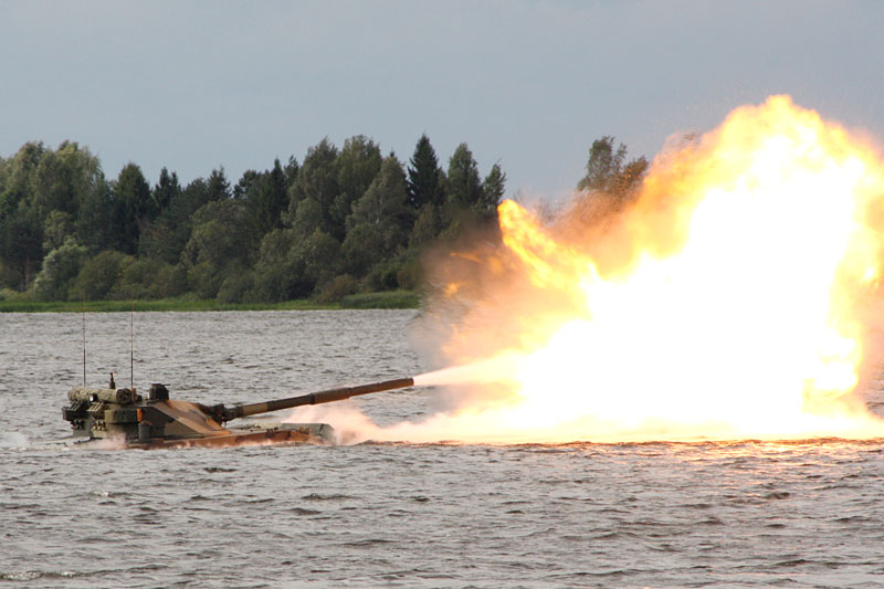 "Морские" испытания новой техники для ВДВ в Новороссийске